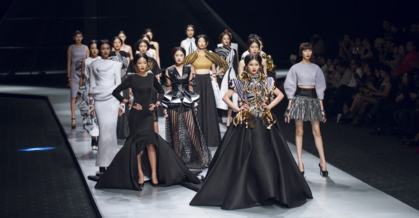 Hoành tránh hơn với Vietnam International Fashion Week 2015