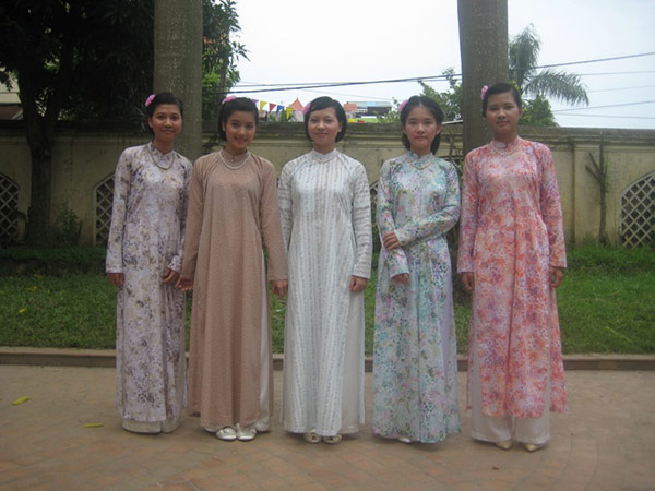 Trang phục truyền thống Việt Nam qua một số bộ phim