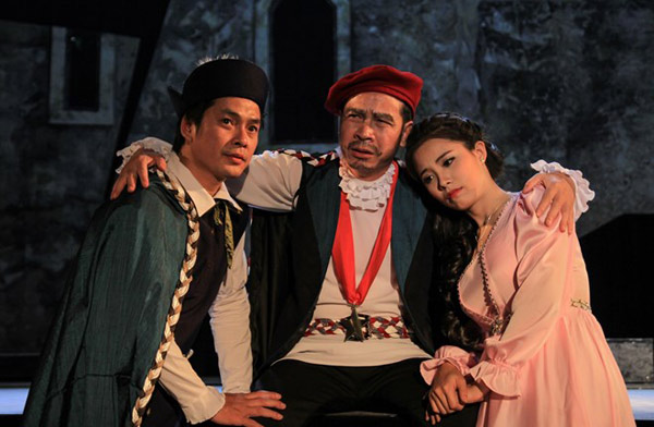 Nhà hát kịch Việt Nam đưa Hamlet sang đảo quốc sư tử